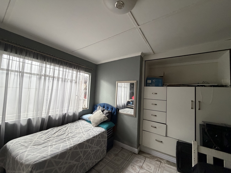 5 Bedroom Property for Sale in Morningside Eastern Cape